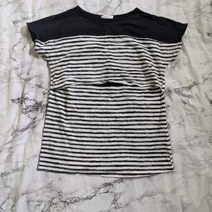 ❌SOLD❌Smallshow stripped nursing top size L